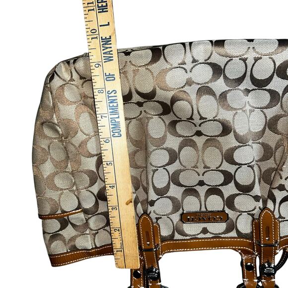 Coach Tan and Brown signature gallery shoulder bag canvas and patent leather - Picture 7 of 12